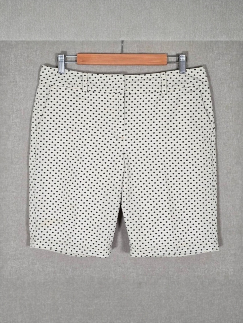 Ann Taylor Women's Curvy Polka Dot Bermuda Shorts Cream Black 6